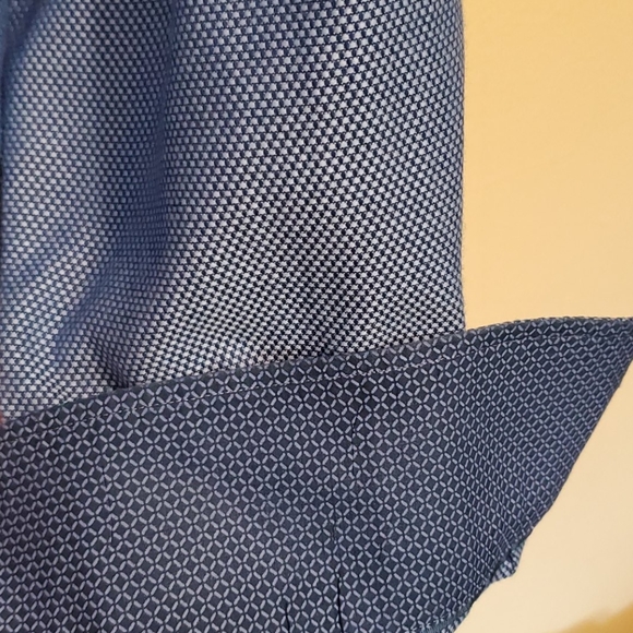 Sold - Picture 3 of 4